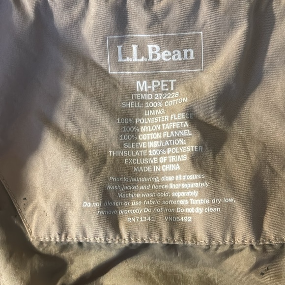 LL Bean two piece tan woman’s jacket with fleece lining - Picture 4 of 6